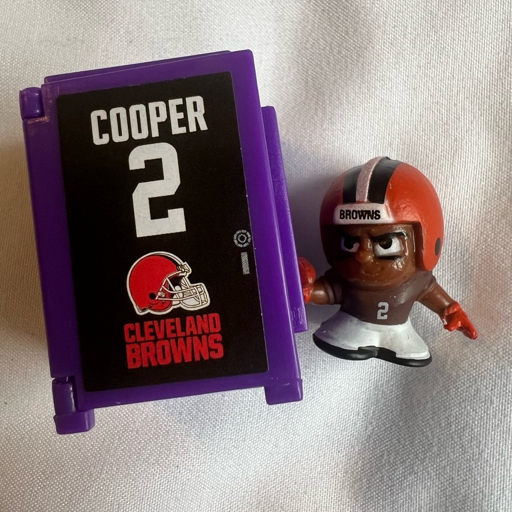 NFL Football Cleveland Browns Cooper Teenymate Locker